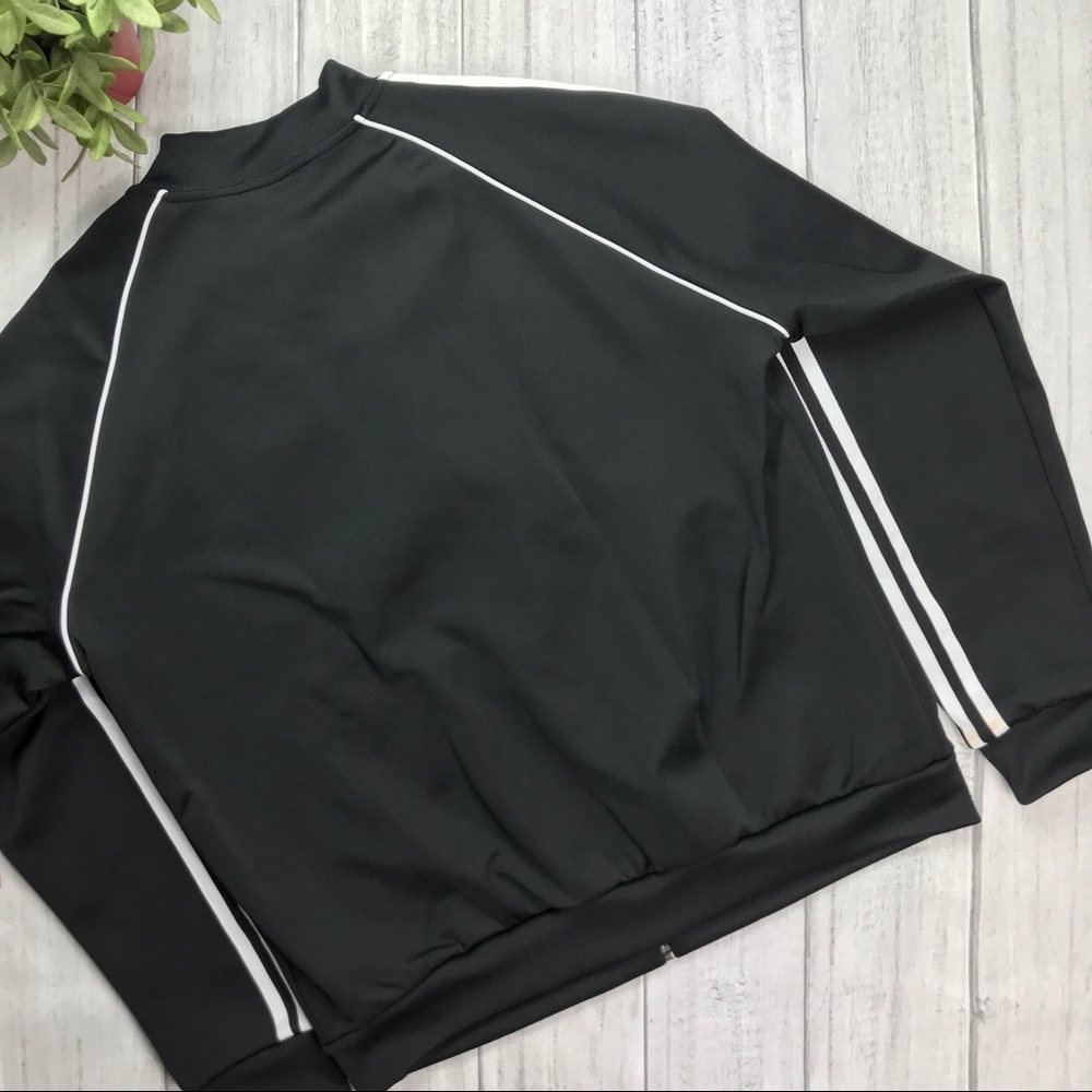 NWOT Adidas Original SST Track Jacket - Picture 4 of 7